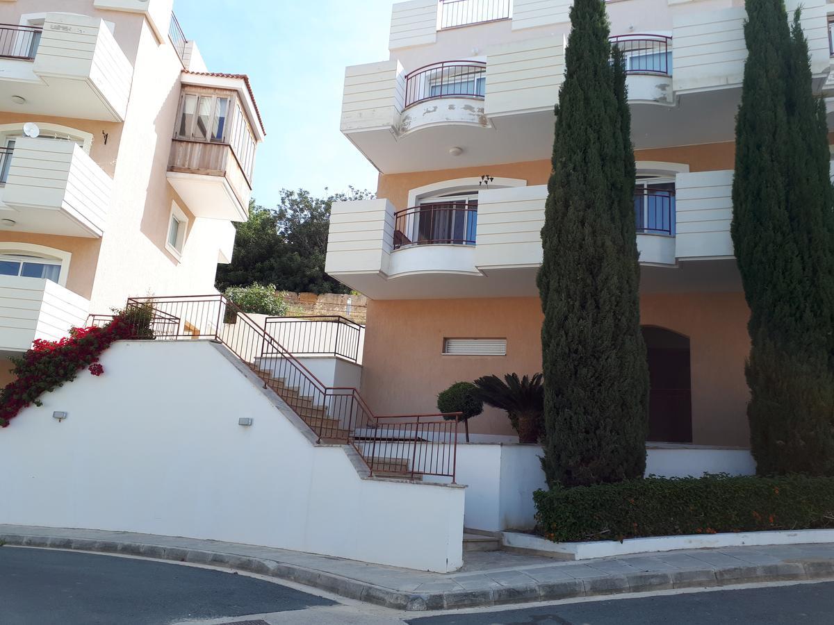 Pafilia Gardens Block 3 Apartment *